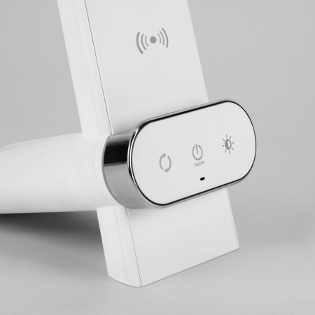 картинка Офисная настольная лампа светодиодная с диммером и сенсором регулировкой цветовой температуры и яркости беспроводным ЗУ и USB-портом Upgrade 80427/1 от магазина BTSvet