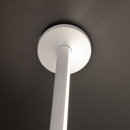 картинка Торшер светодиодный Vertical 7349 от магазина BTSvet