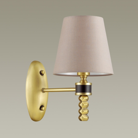 картинка Бра Montana 4429/1W от магазина BTSvet