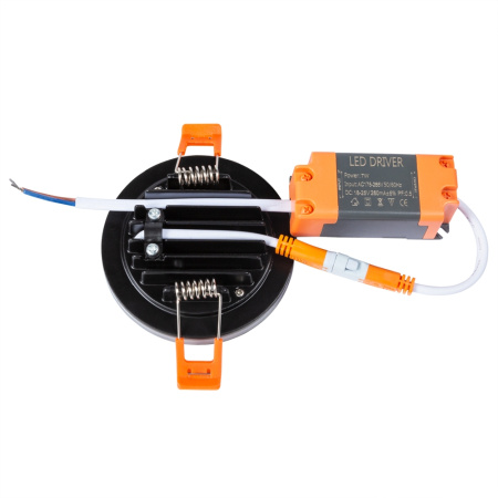 картинка Встраиваемый светильник светодиодный Tabit A8430PL-1BK от магазина BTSvet