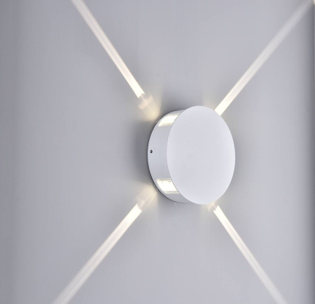 картинка Архитектурная подсветка светодиодная STAR GW-A131-4-4-WH-WW IP54 от магазина BTSvet