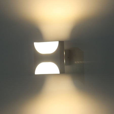 картинка Настенный светильник светодиодный SHAPE GW-7001-5-WH-WW от магазина BTSvet