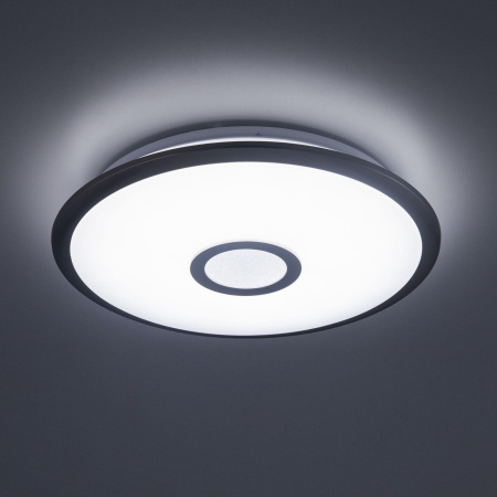 картинка Потолочная люстра светодиодная с пультом и управлением смартфоном Старлайт CL703A31G RGB от магазина BTSvet