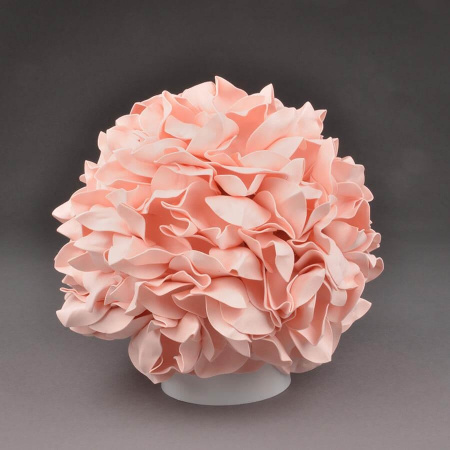 картинка Интерьерная настольная лампа ULW-R07 T/3000K/150C/A Гортензия Белый/Пудровый от магазина BTSvet