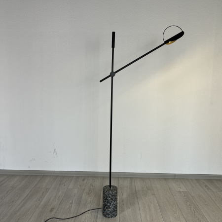 картинка Торшер светодиодный 41,212 от магазина BTSvet