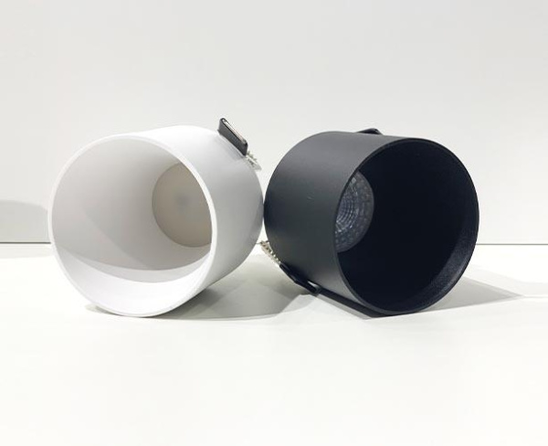 картинка Точечный светильник DL 3024 DL 3025 black от магазина BTSvet