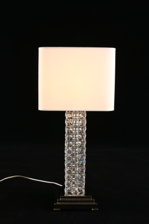 картинка Интерьерная настольная лампа с выключателем Ireni APL.736.04.01 от магазина BTSvet