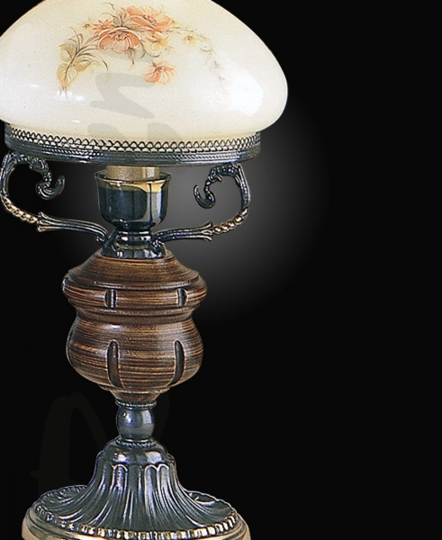 картинка Интерьерная настольная лампа P 2812 M от магазина BTSvet