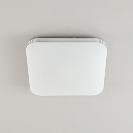 картинка Потолочный светильник светодиодный с пультом и диммером регулировкой цветовой температуры Симпла CL714K330G RGB от магазина BTSvet