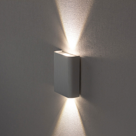 картинка Настенный светильник светодиодный Dekart CL704401 от магазина BTSvet