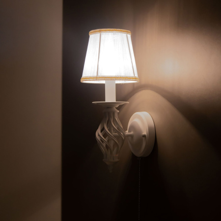 картинка Бра с выключателем Rovena CL427310 от магазина BTSvet