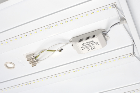 картинка Потолочный светильник светодиодный ARM27-595-40-W IP40 от магазина BTSvet