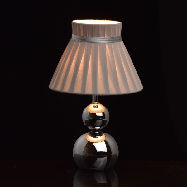 картинка Настольная лампа с выключателем Tina 610030101 от магазина BTSvet