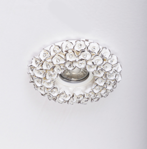 картинка Встраиваемый светильник 014-WHS от магазина BTSvet