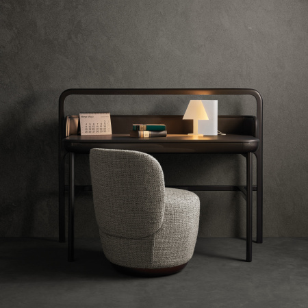 картинка Интерьерная настольная лампа светодиодная Book 7246 от магазина BTSvet