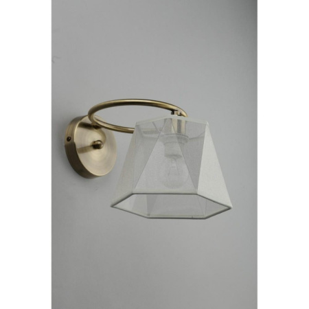 картинка Бра OML-65011-01 от магазина BTSvet