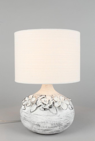 картинка Интерьерная настольная лампа с выключателем Valdieri OML-16504-01 от магазина BTSvet