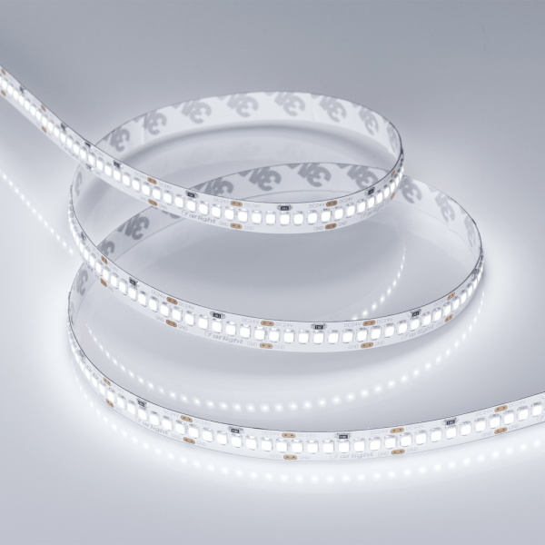 картинка Светодиодная лента RT 2-5000 24V White6000 10mm (2835, 252 LED/m, LUX) (Arlight, 10 Вт/м, IP20) 022648 от магазина BTSvet