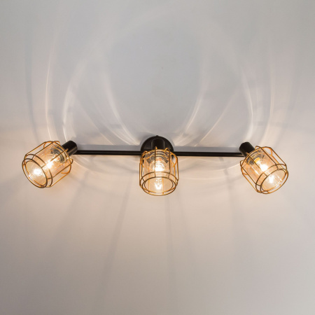 картинка Спот с выключателем Таверна CL542632 от магазина BTSvet