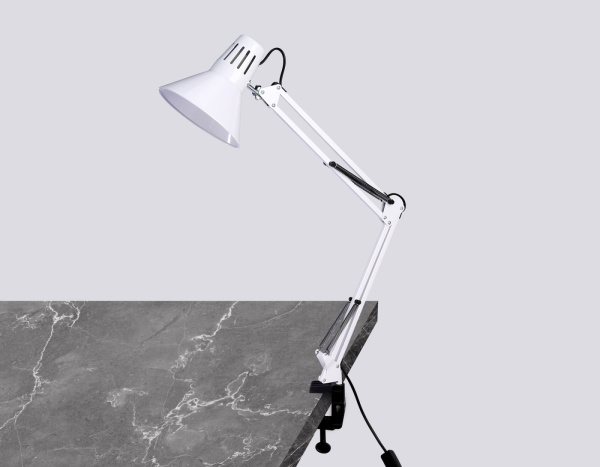 картинка Офисная настольная лампа Ambrella DESK DE7719 от магазина BTSvet