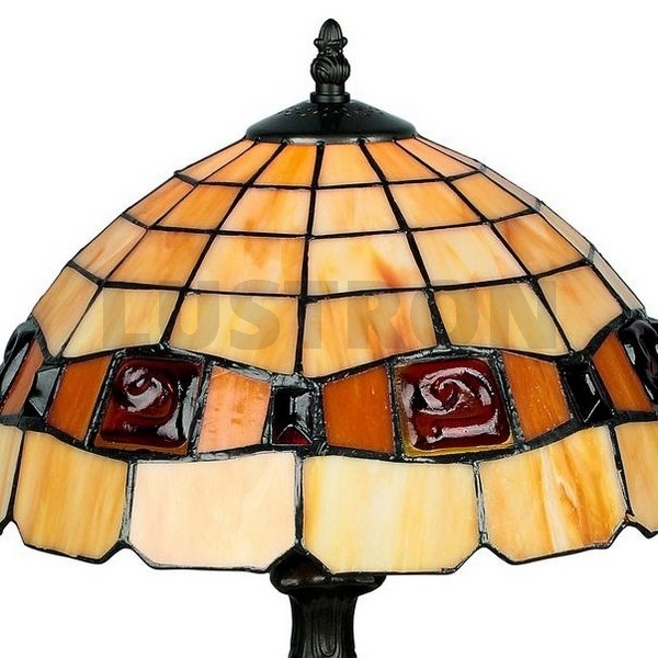 картинка Настольная лампа OML-80504-01 от магазина BTSvet