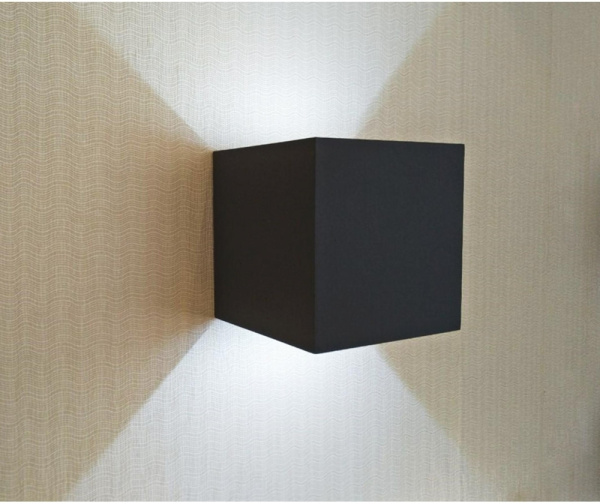 картинка Cветодиодная архитектурная подсветка Куб 08585,19(4000K) от магазина BTSvet