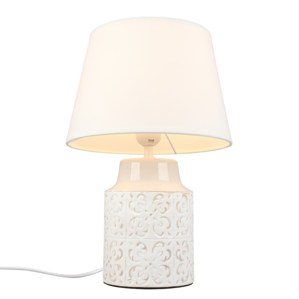 картинка Интерьерная настольная лампа с выключателем Zanca OML-16704-01 от магазина BTSvet