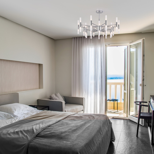 картинка Потолочная люстра светодиодная с управлением смартфоном Bastone 346 магазин BTSvet картинка Потолочная люстра светодиодная с управлением смартфоном Bastone 346 от магазина BTSvet